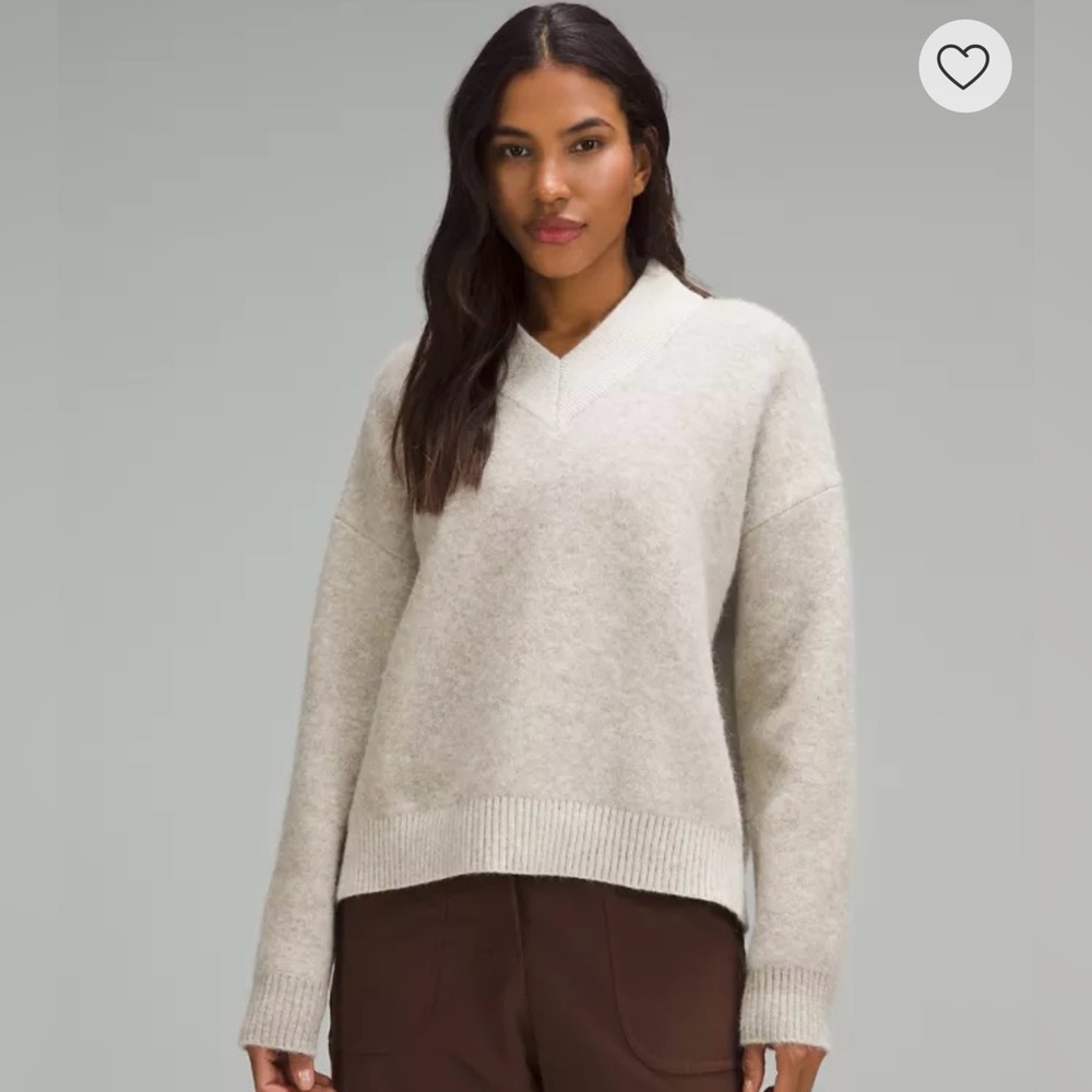 Women's Alpaca Wool-Blend V-Neck
Sweater